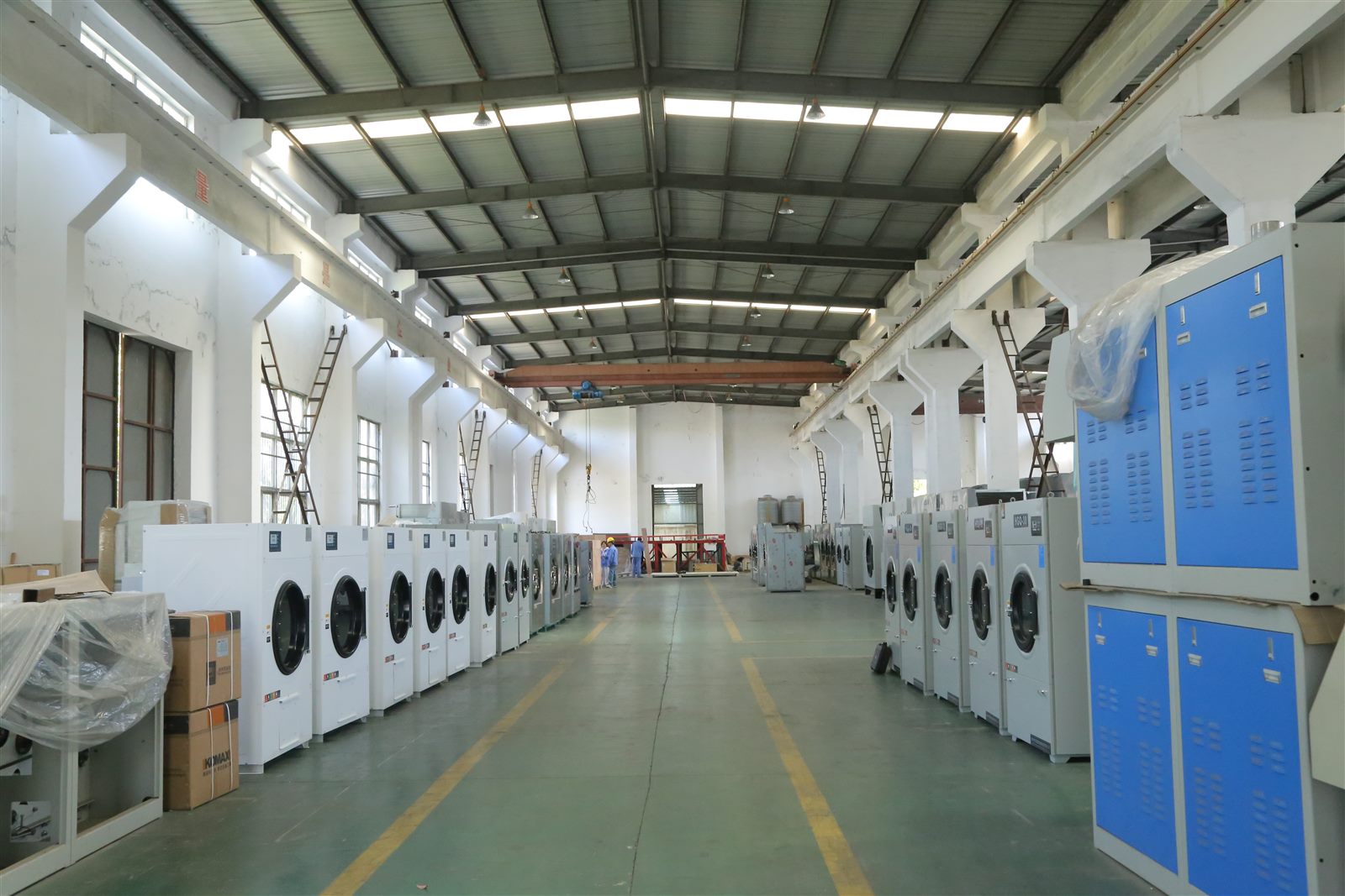 Finished equipment warehouse