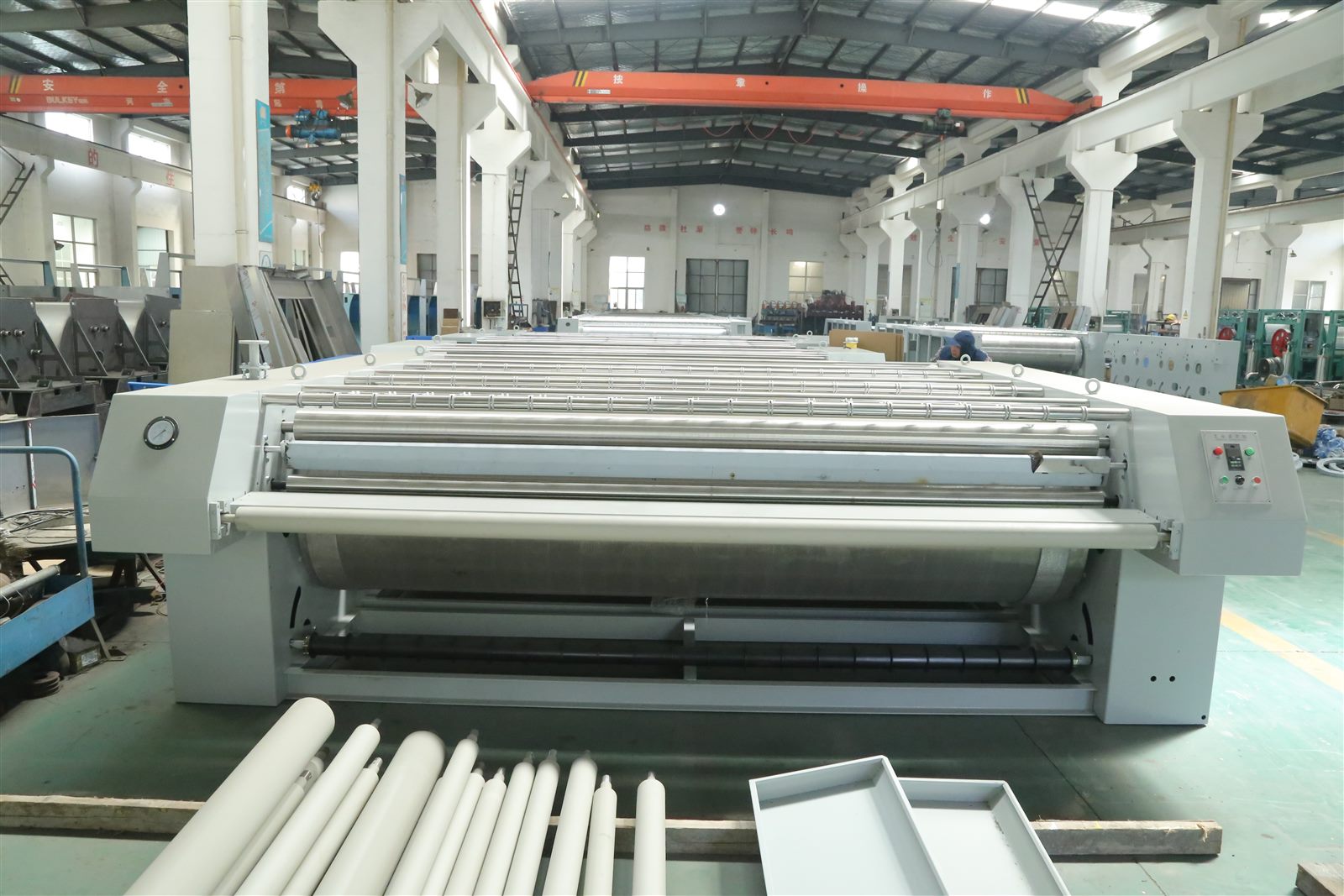 HAIDI hospital flatwork ironer