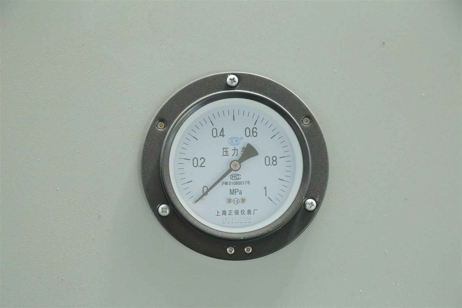 Flatwork ironer pressure gauge