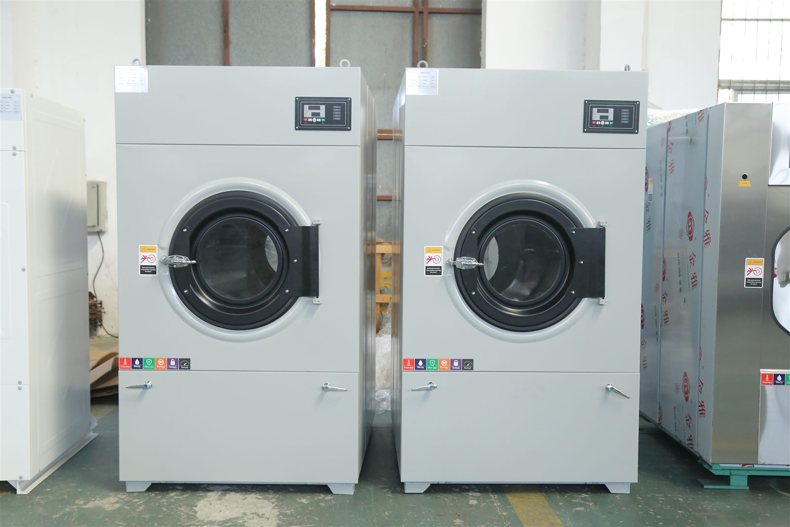 Commercial tumble dryer